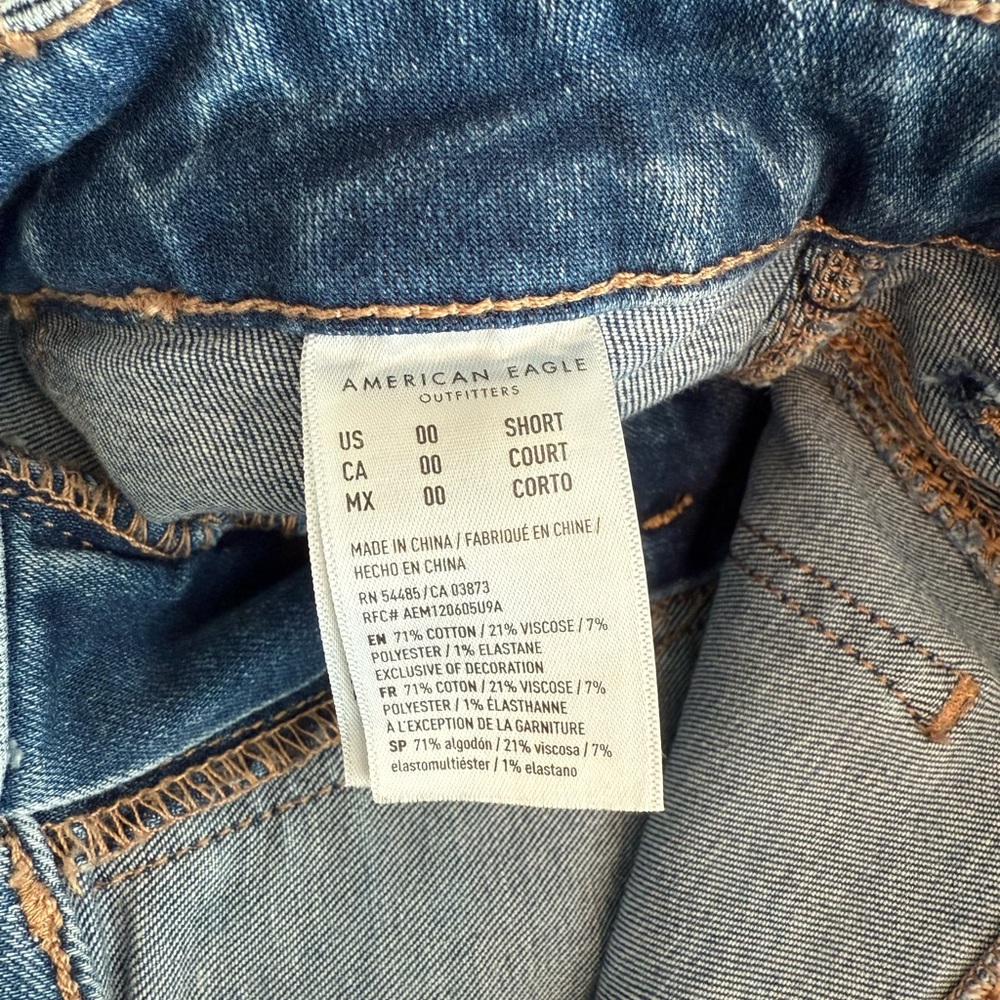 American Eagle Super Hi-Rise Flare Jeans 00 Short - Picture 8 of 8
